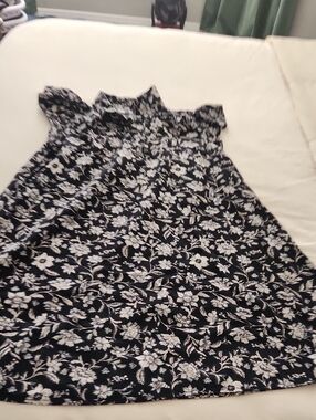 Time and Tru Black and White Floral Flutter Sleeve Button Front Shirt Dress M(8)